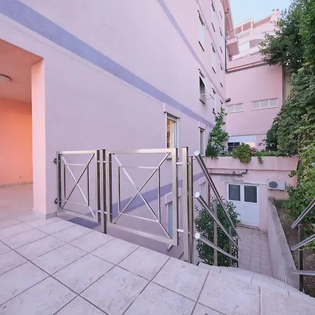 Fuer 6 Personen Ca- 120 M² In Split- Dalmatien - Gespanschaft Split-dalmatie By Interhome