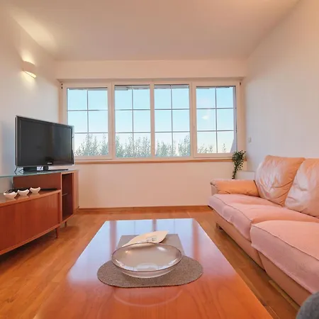 شقة Fuer 6 Personen Ca- 120 M² In Split- Dalmatien - Gespanschaft Split-dalmatie By Interhome *