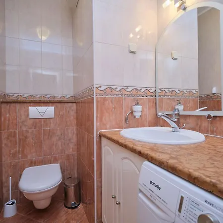 Fuer 6 Personen Ca- 120 M² In Split- Dalmatien - Gespanschaft Split-dalmatie By Interhome شقة سبليت