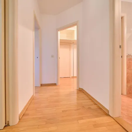 شقة Fuer 6 Personen Ca- 120 M² In Split- Dalmatien - Gespanschaft Split-dalmatie By Interhome *